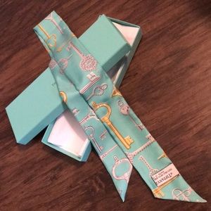 Tiffany Scarf
